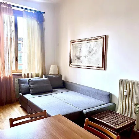 Easylife - Accogliente Residenza Con Balconcino شقة