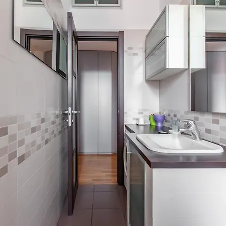 Easylife - Accogliente Residenza Con Balconcino * ميلان