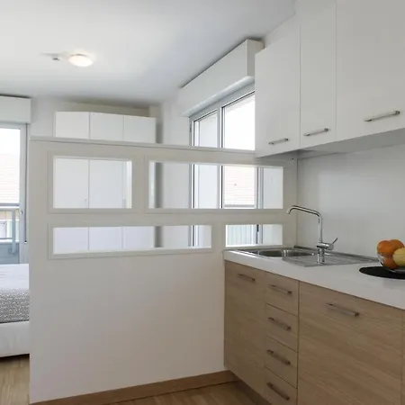 Apartmán Housing32 *