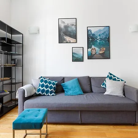 Con Balcone- Bullona District