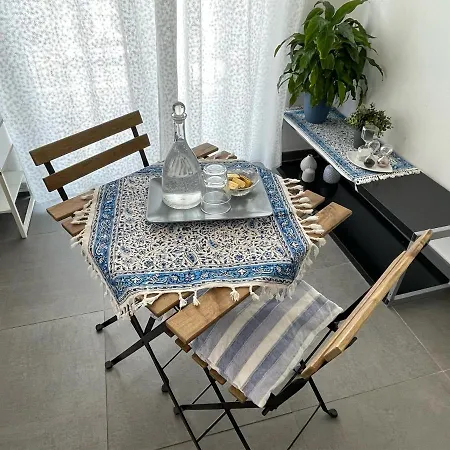 Silvia & Simone's House 招待所 *