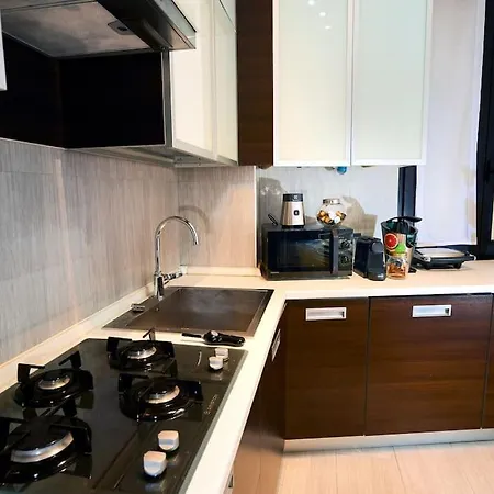 - Duomo Apartment *