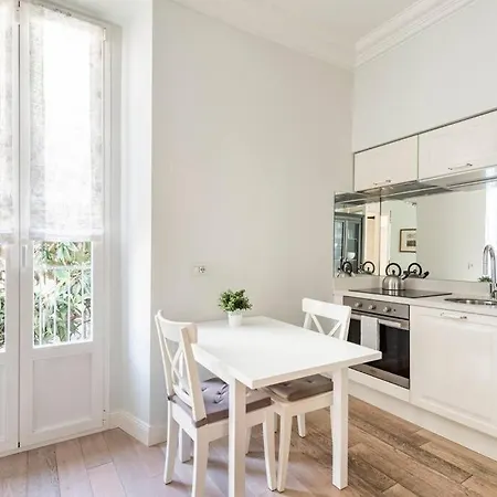 Il Giardino Garden View Apartment Milan