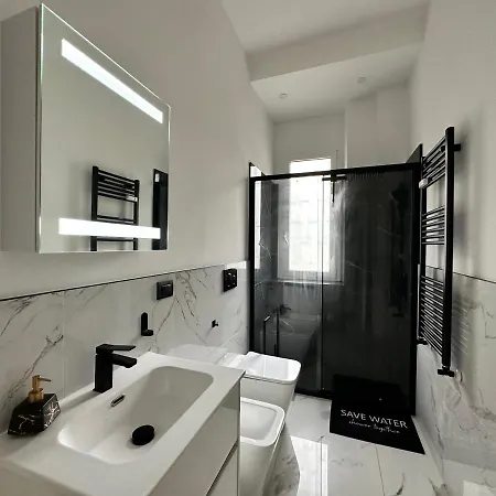 Maison Chanel Apartment Milan