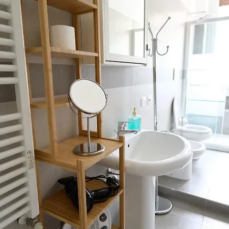 Apartment Duomo 15 Min - Cozy Artist's Note Milan