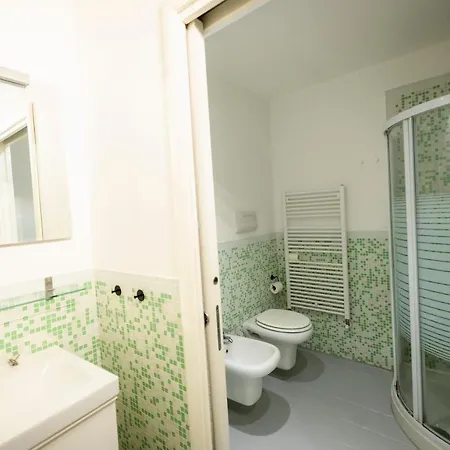 Ampio Loft Di Design In Piazza Firenze * Milan