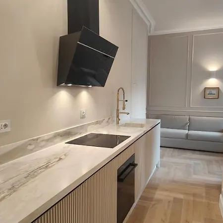 Marcora 6 V Luxury Living *