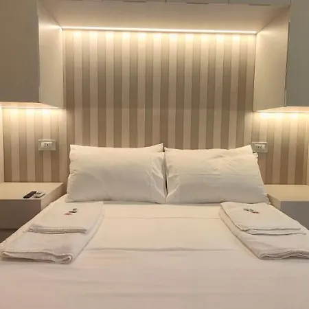 Brera - Marcora 6 B Luxury Living Apartment *