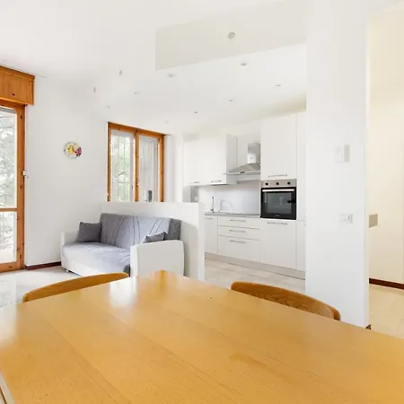 Guesthost - Con Terrazzo A Milano- Greco Pirelli! Milaan