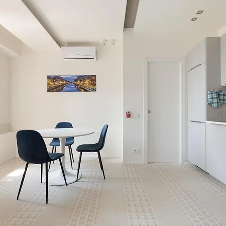 Apartmán Renovated Apts Milán