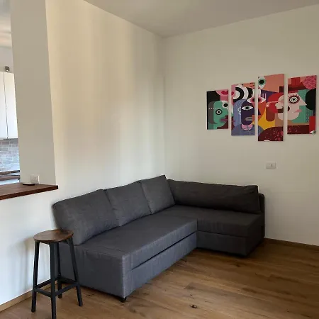 Apartment Park In Center