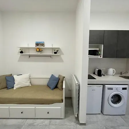 Tiny House - 15 Minutes To Duomo Milan
