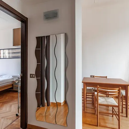 Easylife - Accogliente Residenza Con Balconcino *
