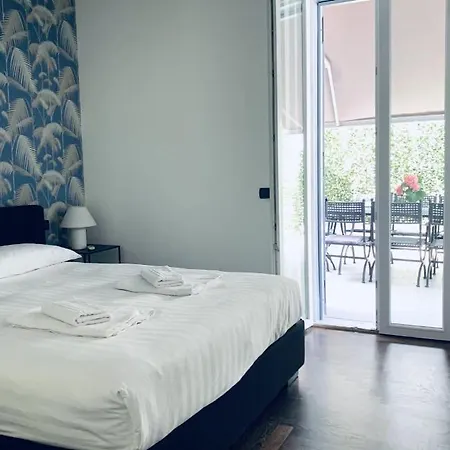 Youhosty - Charming 2-bed Flat With Terrace, Navigli & Duomo