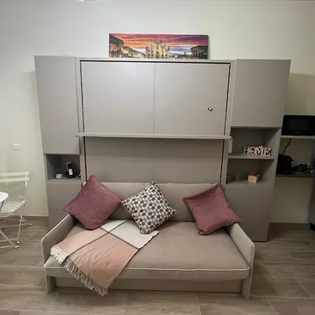 Delizioso Monolocale Zona Washington Apartment