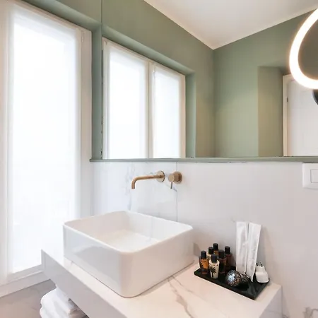 Prestige Boutique - Piazza Duomo View Milán