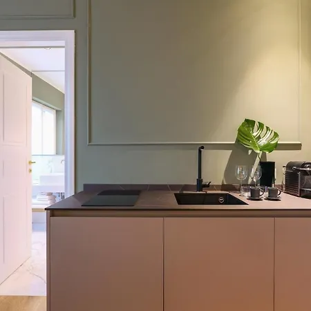 Prestige Boutique - Piazza Duomo View Apartment Milan