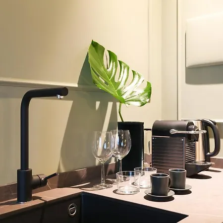 Prestige Boutique - Piazza Duomo View 4* Milaan