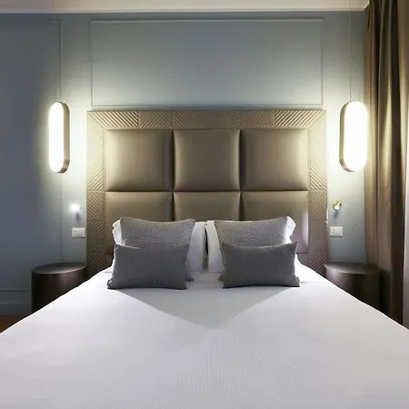 Prestige Boutique - Piazza Duomo View Апартаменты