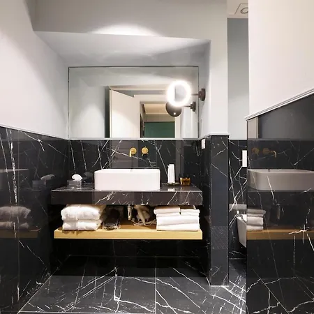 Prestige Boutique - Piazza Duomo View Apartamento 4*