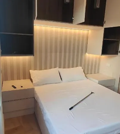 Marcora 6 R Luxury Living