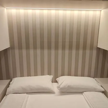 Apartment Marcora 6 G Luxury Living *