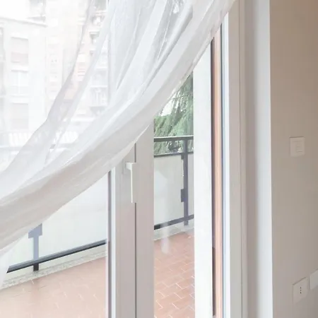 Italianway - Raffaello Sanzio 7 Mediolan