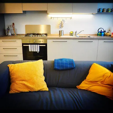 Smile House. Intero Trilocale 15 Min. Dal Centro Milano