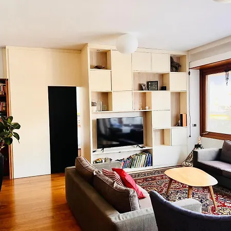 Apartment La Terrazza Su *