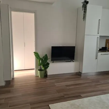 Apartment La Casa Salvia Tra Bocconi E Navigli *