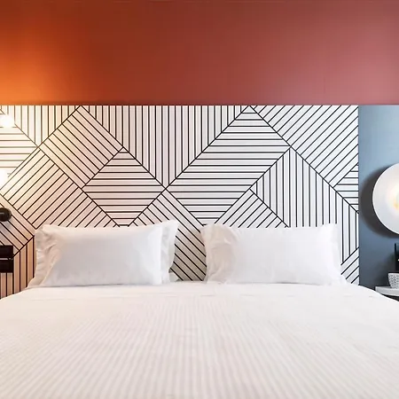 Quark Hotel 4*