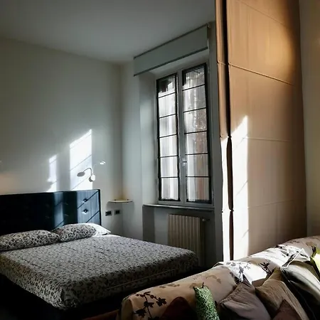 Zona Navigli E Tortona, Incantevole 아파트