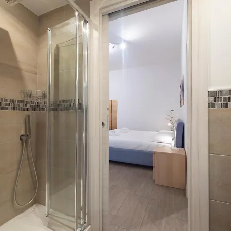 I Host - Montesuello 9 *