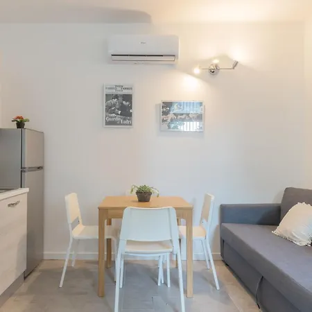 Apartmán Fondazione Prada - Exclusive Loft Of Cinema ☆☆☆☆☆ *