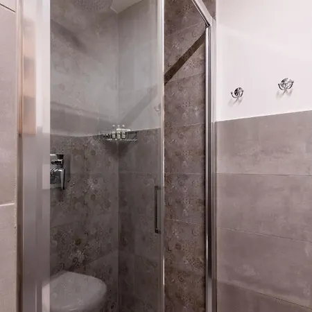 Apartment Bnbutler - Sebenico, 28 - Nuovissimo In Isola