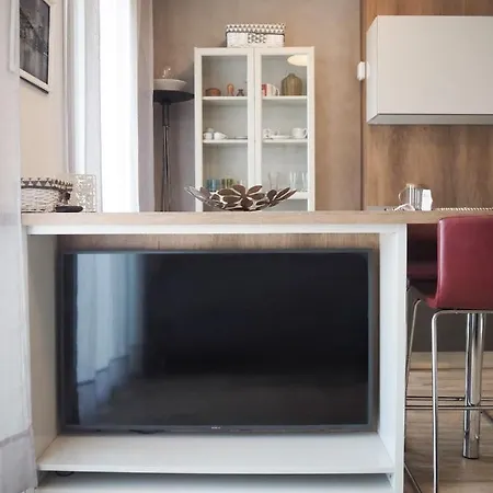 Skyline Fiera Apartment Milan