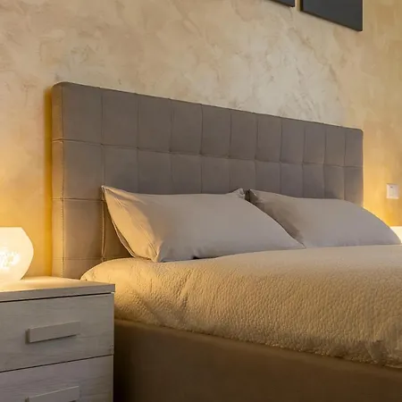 Leader 2 - Monzino - Hockey Msg Arena - Linate - *