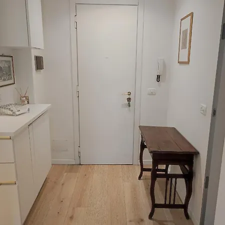 Maria Homes -vitruvio 42 شقة