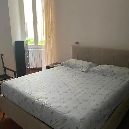 La Casa Dell'isola * Milan
