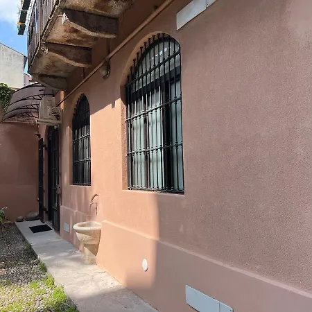 Apartment Navigli Mailand