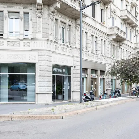 Collection Citylife With Terrace - Collection Apartment