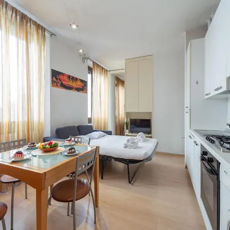 Apartament The Rent - Cosy One-bedroom In Via Fogazzaro *