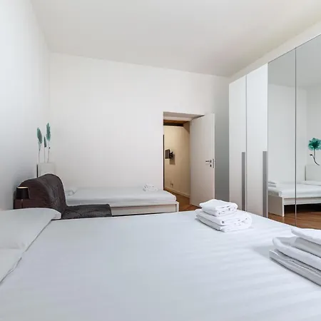Easylife - - Blingy 19 A - Bocconi * Mailand