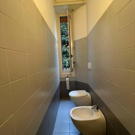 Modern Pretty Near Isola Zone Apartment Milan