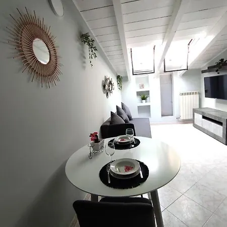 Free Parking Tiny House Wifi Netflix 15 Minuti Dal Duomo Apartment Milan