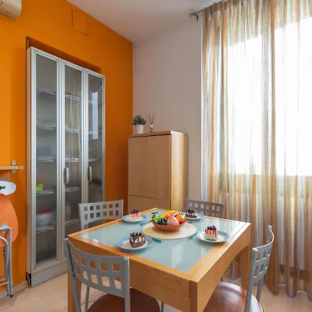 The Rent - Cosy One-bedroom In Via Fogazzaro * Mediolan