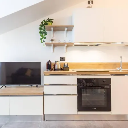 Khl - Sansiro, Apartment Milan