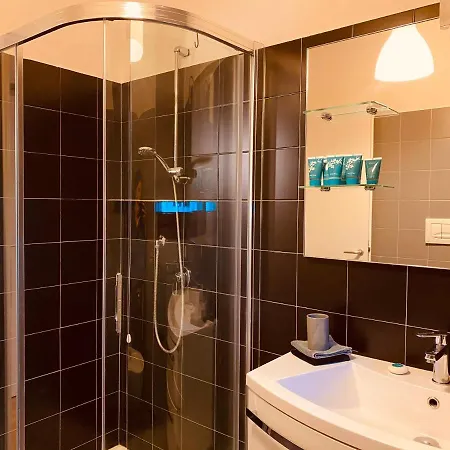 Apartment Youhosty- Ansaldo12 *
