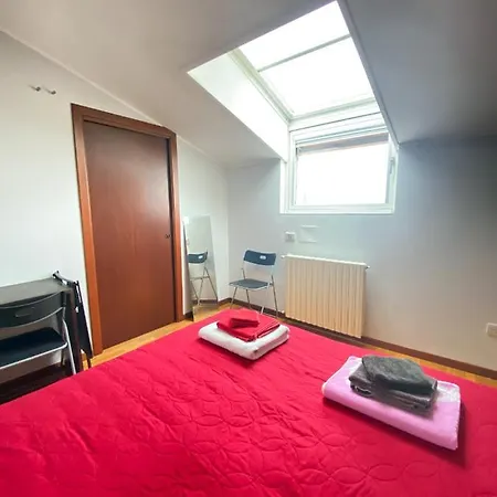 Luminoso M5 Istria * Milan