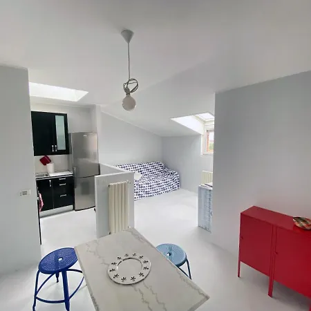 Luminoso M5 Istria Apartment Milan